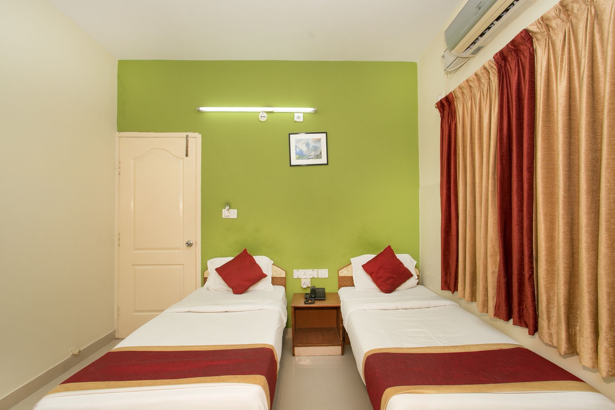 فندق Oyo 10478 Raj Residency بنغالور المظهر الخارجي الصورة