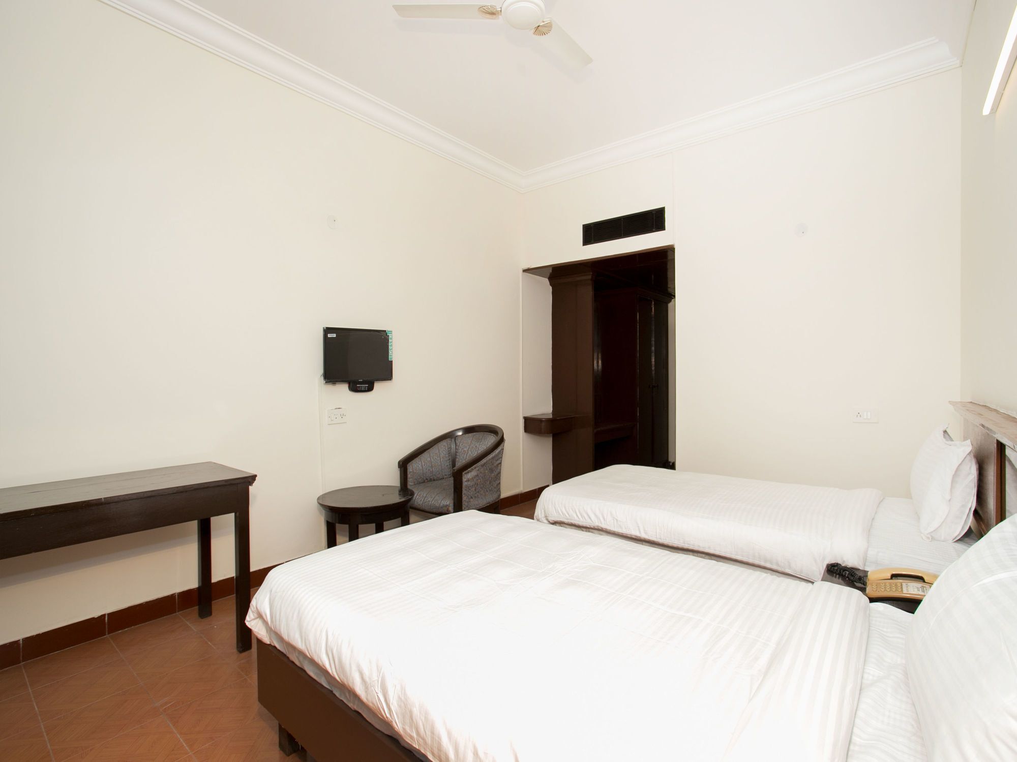 فندق Oyo 10478 Raj Residency بنغالور المظهر الخارجي الصورة