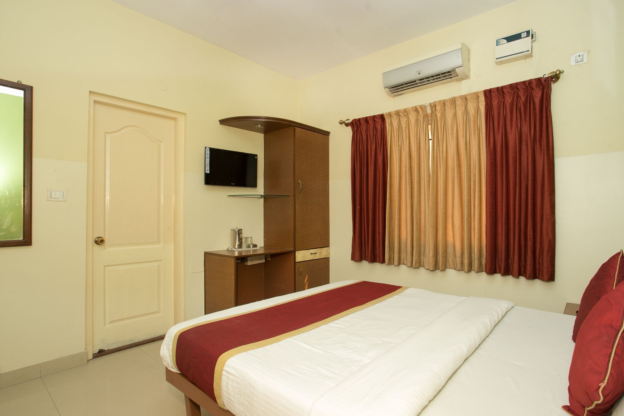 فندق Oyo 10478 Raj Residency بنغالور المظهر الخارجي الصورة
